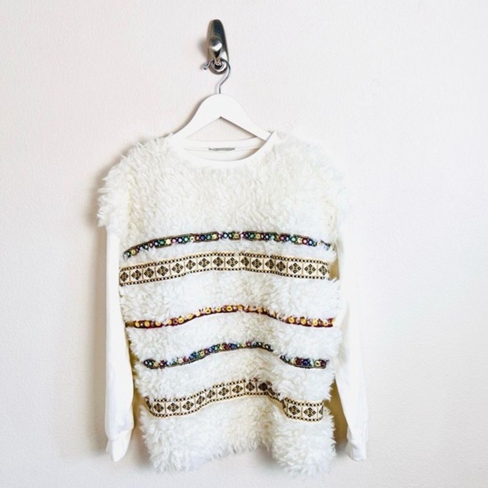Zara Cozy White Textured Sweater with Patterned Stripes